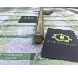 Вал СЗГ 00.674 клапана міндобрив ящика зернотукового (1530мм) СЗ Вал СЗГ 00.674 клапана міндобрив ящика зернотукового (1530мм) СЗ